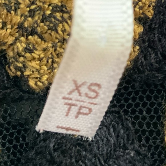 FREE PEOPLE..embroiled oversized dress - Picture 10 of 10